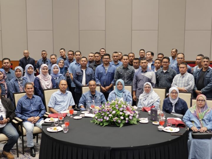 MAJLIS SANJUNGAN BUDI LAMBAIAN KASIH PERSATUAN KEBAJIKAN JABATAN BOMBA DAN PENYELAMAT MALAYSIA
